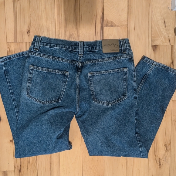 Wind River Jeans - Picture 3 of 4